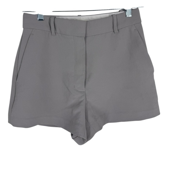 Aritzia Pants - Wilfred Aritzia Gray Women's Shorts size 6 mediums.